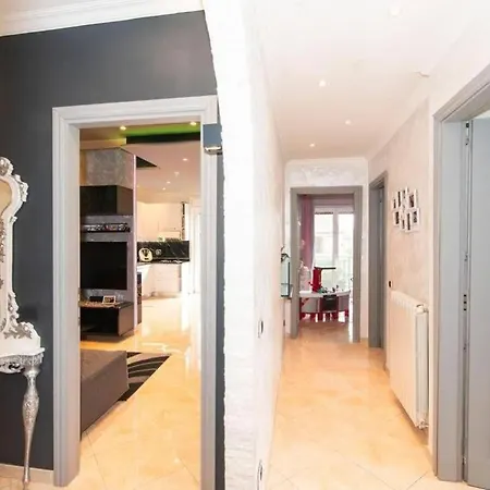 Apartment Sweet *